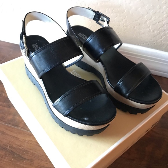 Brand new 🌟 Michael Kors black wedge - Picture 1 of 5